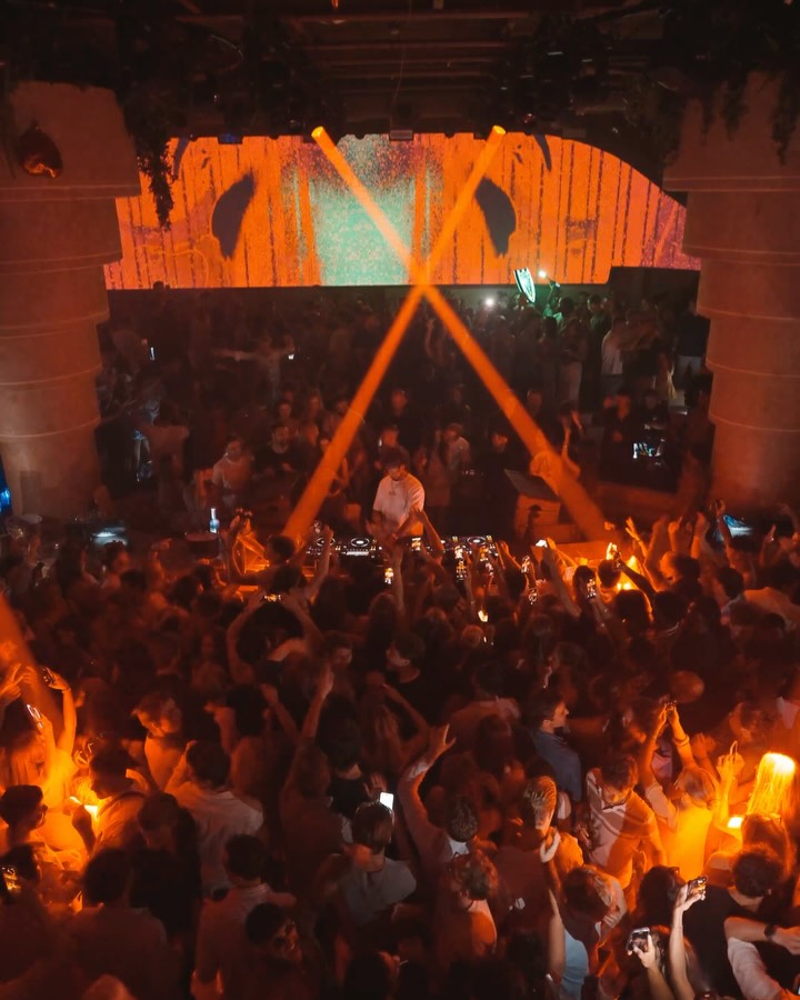 Fitz Marbella VIP tables photo 6